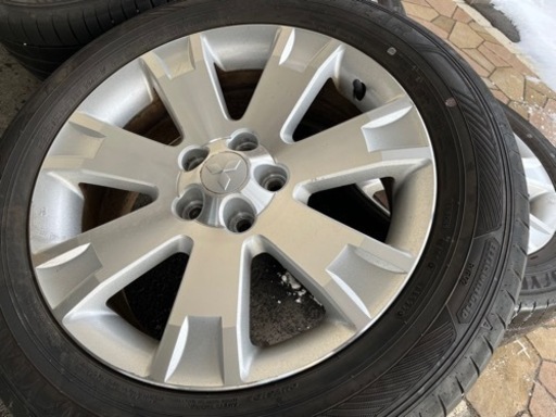 【デリカD5】タイヤホイール　2022年製　中古車納車時外し