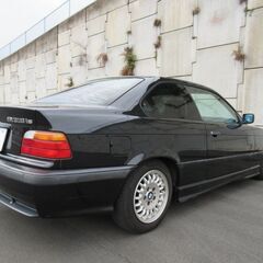 ★BMW318ⅰSクーぺ★ブラック左ハンドル★マニュアル５速★希少車★の画像