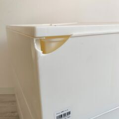 重ねて収納が可能な衣装ケースの画像