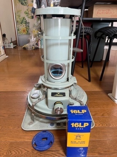 決まりました‼️　アラジンストーブ　BF3902  替芯付き　動作品