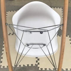 【決まりました】【新生活応援】☆ イームズ　ロッキングチェア　ホワイト　リプロダクト品の画像