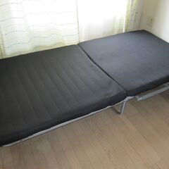 ★　折りたたみ式ベット　★　＜差し上げます＞　引取り可能な方！！の画像