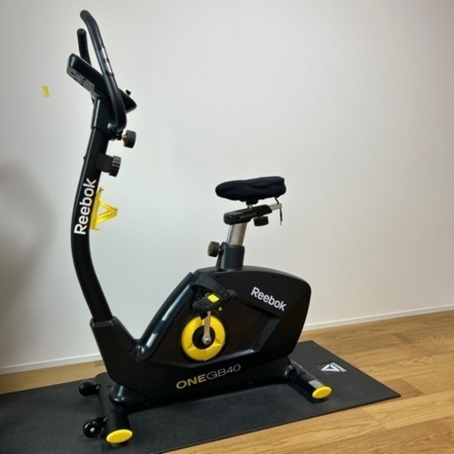 Reebok  フィットネスバイク　GB40
