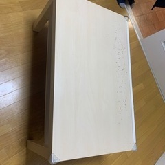 テーブル1/2 明日来れる方優先