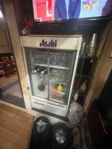 業務用の冷蔵庫です。