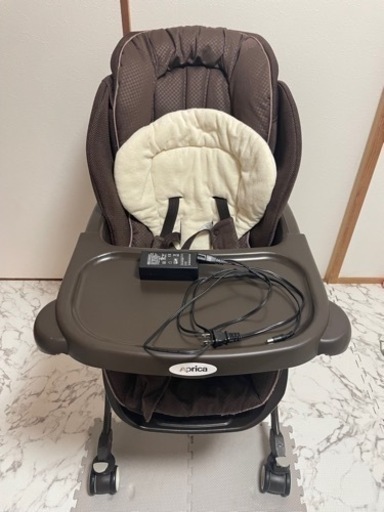 お取引中 アップリカ 電動 ハイローチェア