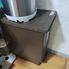 ごみ箱 スリムペダルペール
