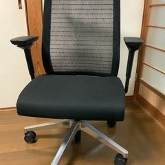 Steelcase  シンクチェア