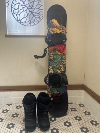 受渡予定者決まりました　初心者にもぴったり！スノーボード　3点セット　ROXY