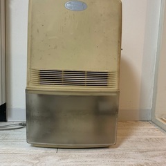 HITACHI 除湿機の画像