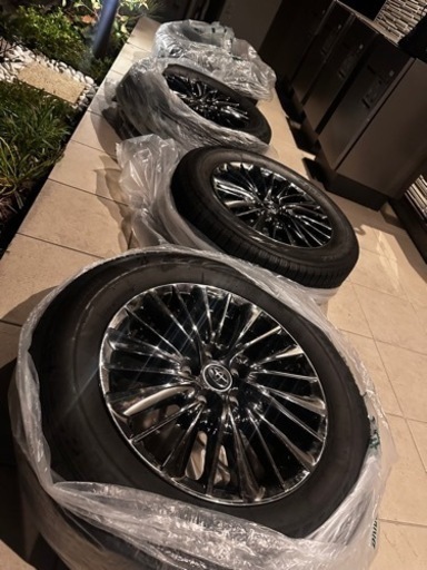 美品 アルファード30後期 エグゼクティブラウンジ スタッドレス 30