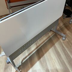 オフィス家具 折りたたみテーブル 棚付き ホワイト 45×120×70(cm)の画像