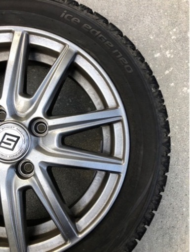 スタッドレスタイヤ　14インチ