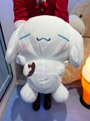 新品シナモロール　まんぷく！ごろ寝超超BIG DXぬいぐるみ