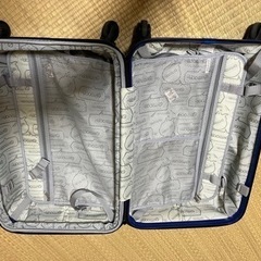 キャリーケースの画像