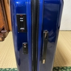 キャリーケースの画像