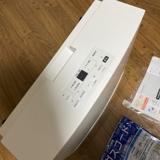 新品 ガスファンヒーター GFH-4007S-W5 