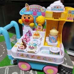【お話し中】アンパンマン　アイス屋さん