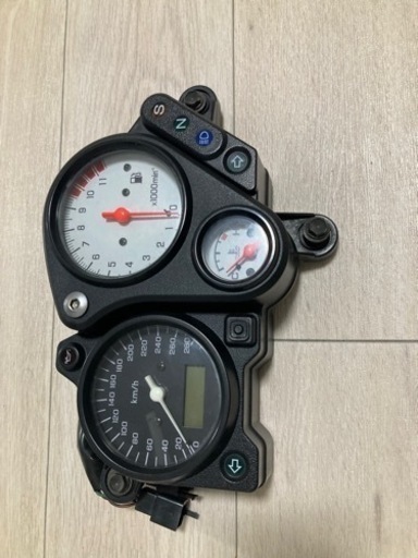 貴重vtr1000f逆車のメーター