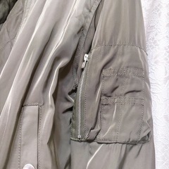 ミリタリージャケットの画像