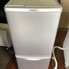 福岡市内配送無料　パナソニック Panasonic NR-B145W-S [冷蔵庫 （138L 右開き） シルバー]