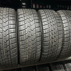 16 インチスタッドレスタイヤ4本+交換、安い、早い、愛知県大府市、アマントレーディング株式会社の画像