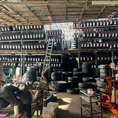 16 インチスタッドレスタイヤ4本+交換、安い、早い、愛知県大府市、アマントレーディング株式会社の画像