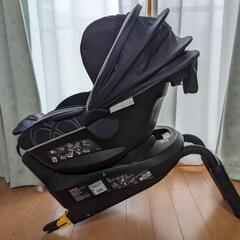 チャイルドシート（エールベベ）