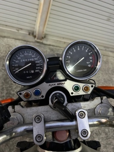 堺市南区発　ヤマハXJR1200 実働　バッテリー新品　格安　配送可
