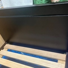 綺麗な茶色ベッド　シングルサイズ