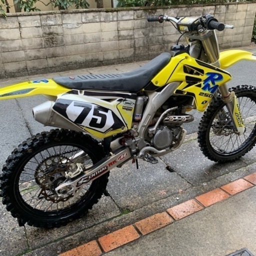 スズキ【RMZ250】08年 エンジン好調・スペア多数
