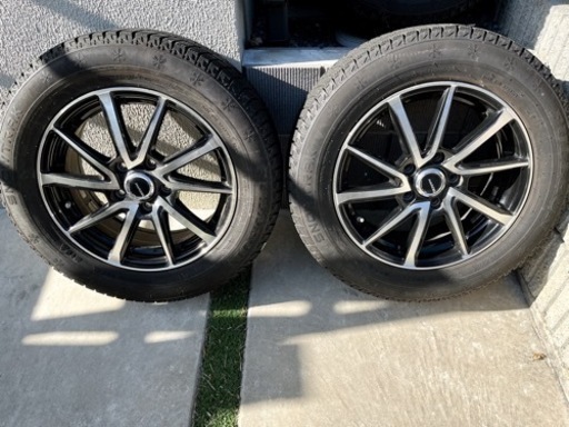 【急募】バリ溝！ガリ傷なし！ホイール付きスタッドレスタイヤ&ナットセット　215/60R16