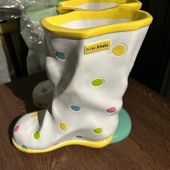【新品】長靴型の傘立て♪水玉模様柄の画像