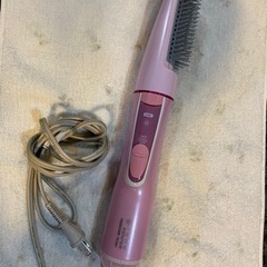 ヘアドライヤーくし型