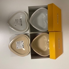 【新品未使用】ル・クルーゼ　ラムカン・ダムール（フタ付き）の画像