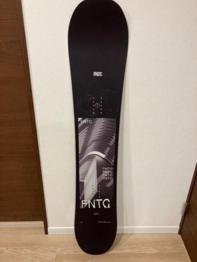FNTC TNT C 21-22 スノーボード 板 メンズ　153