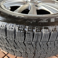 スタッドレスタイヤ 4本セット BRIDGESTONE 195/65Ｒ15/910の画像
