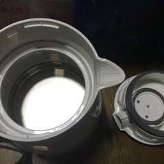 タイガー　電気ケトル　0.6Lの画像