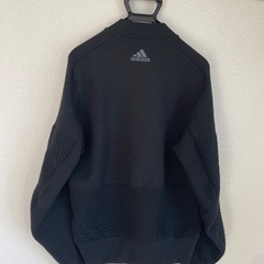 VRCT プライムニット ジャケット adidasの画像
