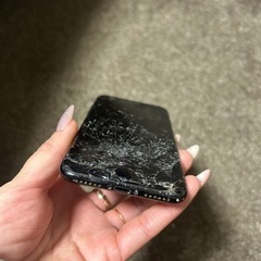 iPhone8  画面割れの画像