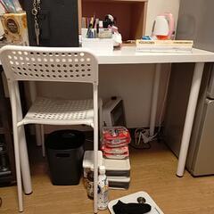 IKEAの机イスセット