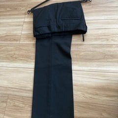 【クリーニング済】スーツ　ジャケット＋パンツセット　の画像