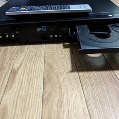 東芝 TOSHIBA  地上・BS・110度CSデジタルチューナ...