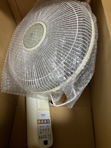 壁掛け扇風機