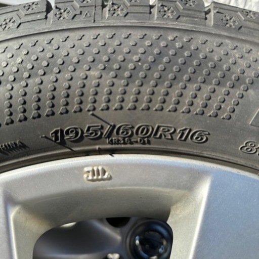 ★10,000円→8,000円!!スタッドレスタイヤ ホイール セット 195/60/R16