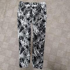 ヘブンアンドアース　パンツ　サイズMの画像
