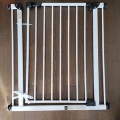 難アリ　USED ベビーゲート　取付幅70〜81cmの画像