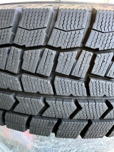 DUNLOP 22年12月末購入 スタットレスタイヤ アルミホイール付き 4本セット