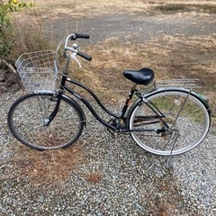 ママチャリ　学生自転車　ブラック　黒　casuly 6段変速ギア付き