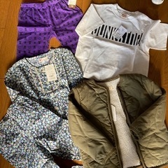 新品未使用　子供服の画像